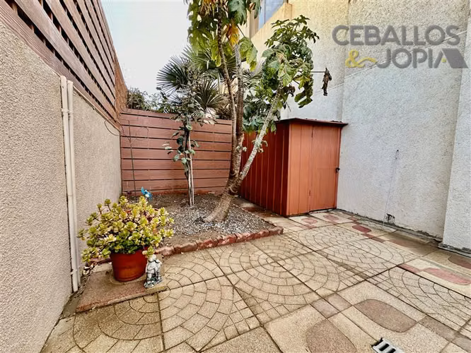 Departamento exclusivo en venta de 4 dorm. en Concón
