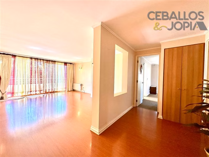 Departamento exclusivo en venta de 4 dorm. en Concón