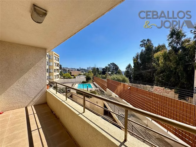 Departamento exclusivo en venta de 4 dorm. en Concón
