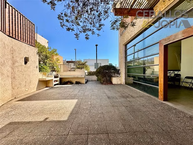 Departamento exclusivo en venta de 4 dorm. en Concón