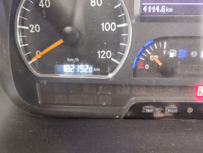 MERCEDES-BENZ AXOR 2015