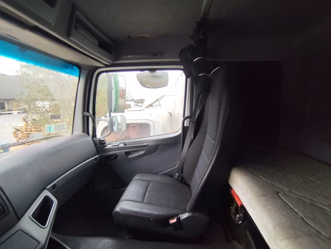 MERCEDES-BENZ AXOR 2013