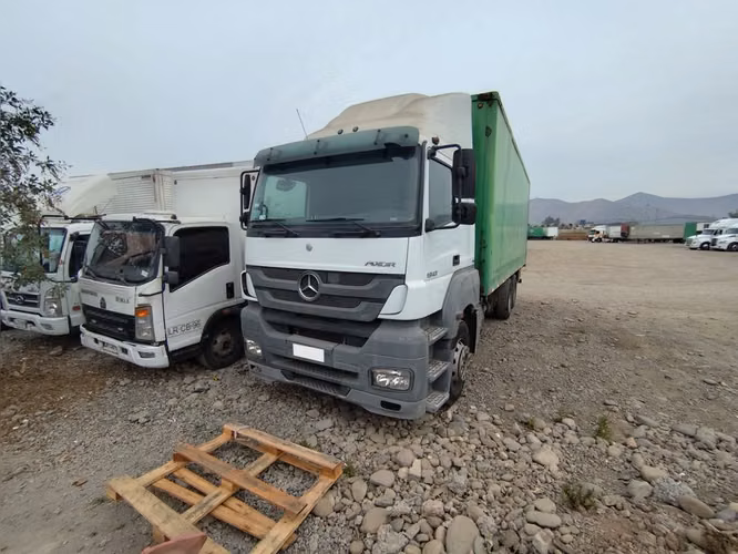 MERCEDES-BENZ AXOR 2013