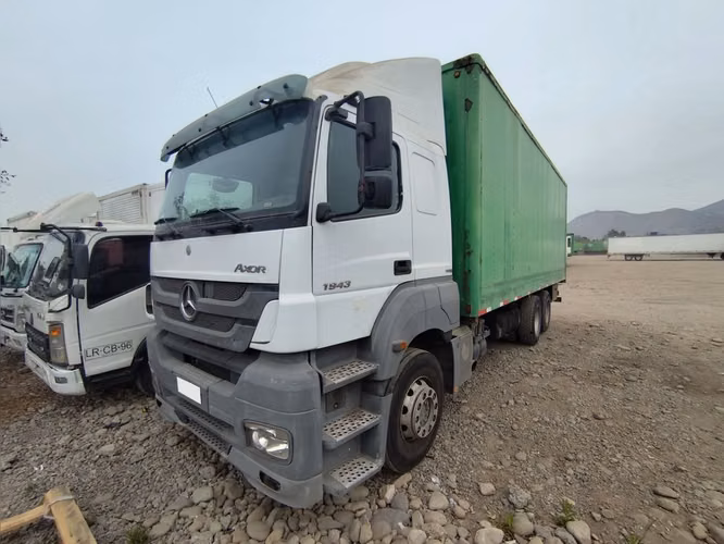 MERCEDES-BENZ AXOR 2013