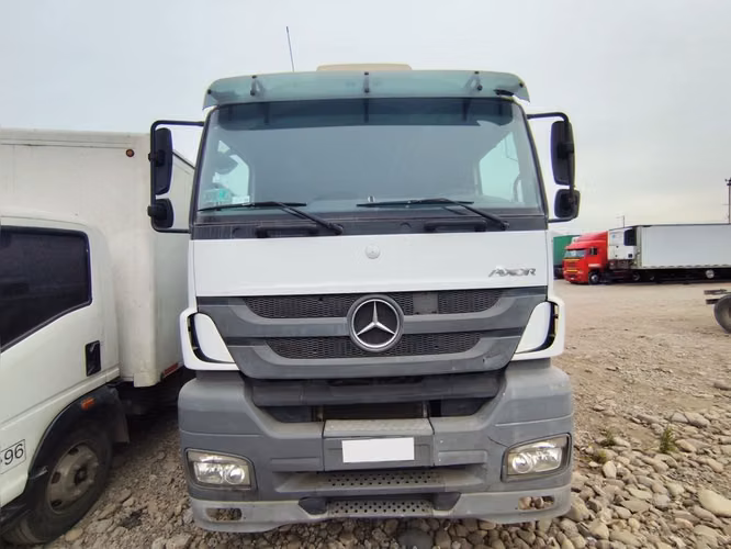 MERCEDES-BENZ AXOR 2013