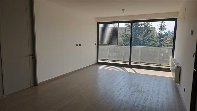 Departamento en venta de 2 dorm. en Lo Barnechea