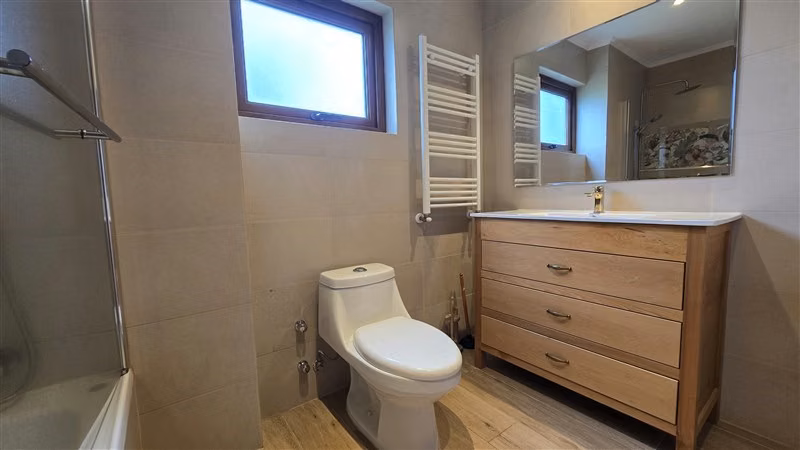 Casa en arriendo de 7 dorm. en Puerto Varas