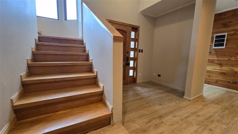 Casa en arriendo de 7 dorm. en Puerto Varas