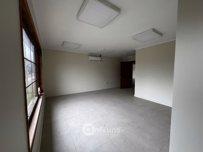 Oficinas Exclusivas Junto a Notaría y Conservador