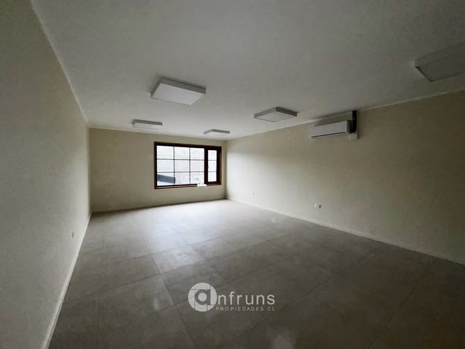 Oficinas Exclusivas Junto a Notaría y Conservador