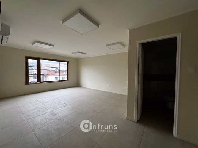 Oficinas Exclusivas Junto a Notaría y Conservador