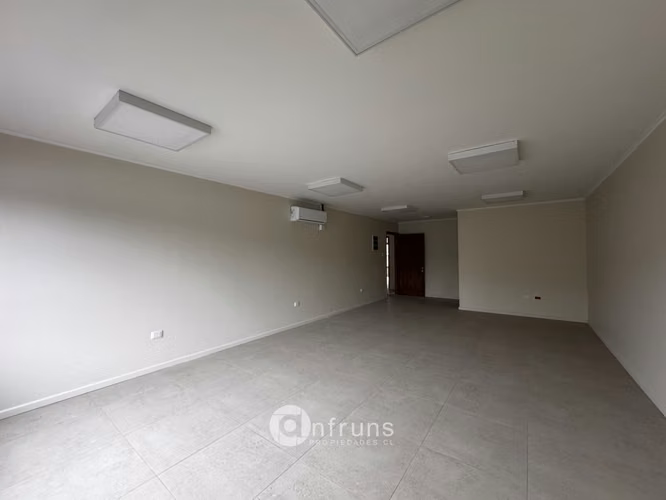 Oficinas Exclusivas Junto a Notaría y Conservador