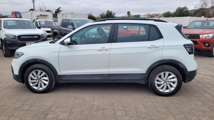 Volkswagen T CROSS TSI 1.0 FULL MEC. 1.0 • 4x2 • Mecánica • 2023