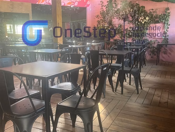 DERECHO LLAVES RESTOBAR CON TERRAZA CON ALCOHOLES. TOBALABA