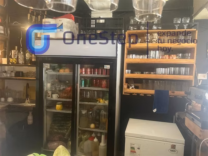 DERECHO LLAVES EXITOSO RESTOBAR ZONA ALTO CONSUMO PROVIDENCI