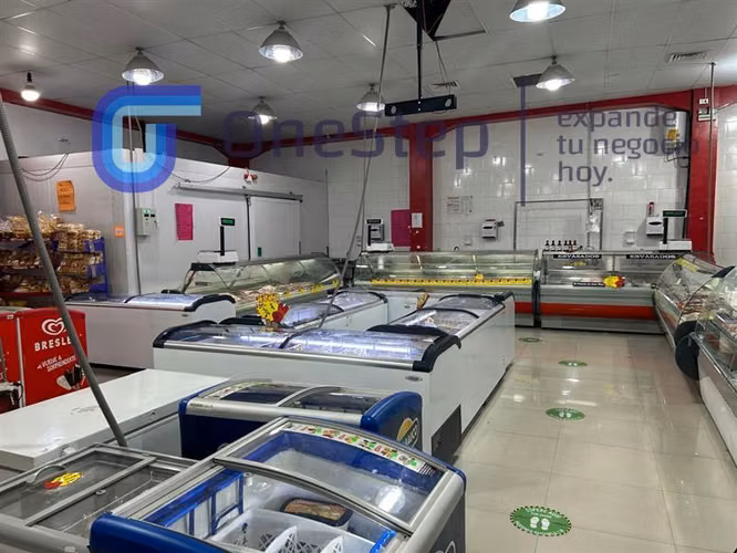 DERECHO LLAVES MINIMARKET GIGANTE Y PODEROSO. ¡ALTAS VENTAS!