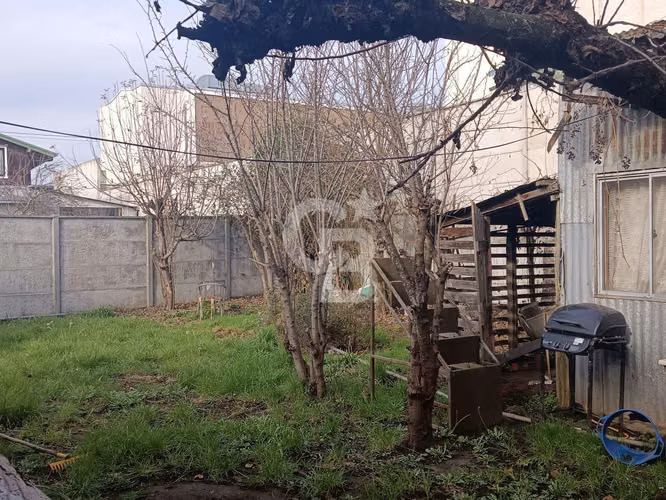 Casa céntrica con Inigualable Potencial Comercial - Imagen 6