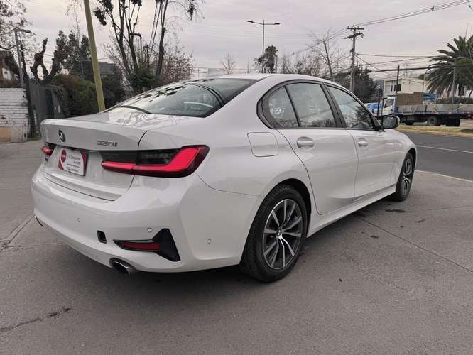 BMW 320i URBAN 2.0 TURBO AUTOMATICO 2021 - Imagen 7