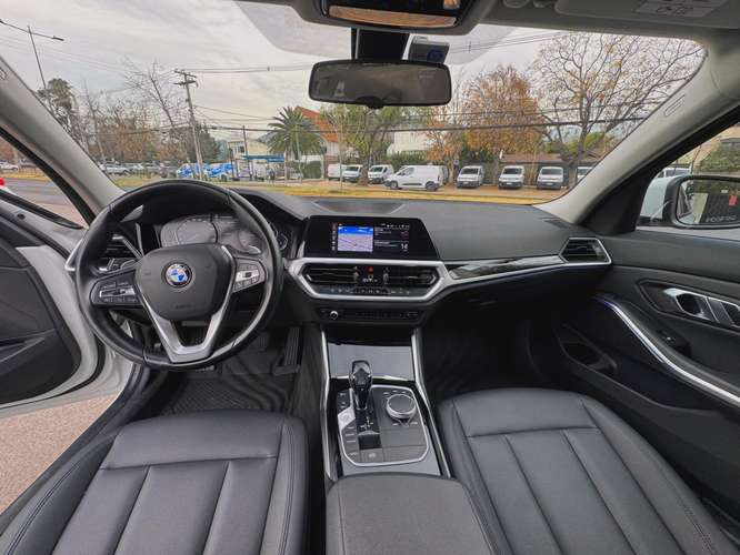 BMW 320i URBAN 2.0 TURBO AUTOMATICO 2021 - Imagen 15