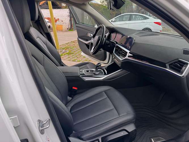 BMW 320i URBAN 2.0 TURBO AUTOMATICO 2021 - Imagen 14
