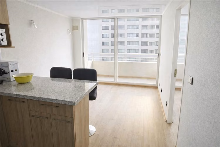 Departamento en venta de 1 dorm. en La Cisterna