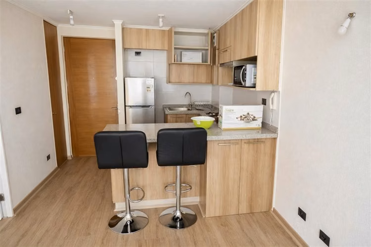 Departamento en venta de 1 dorm. en La Cisterna
