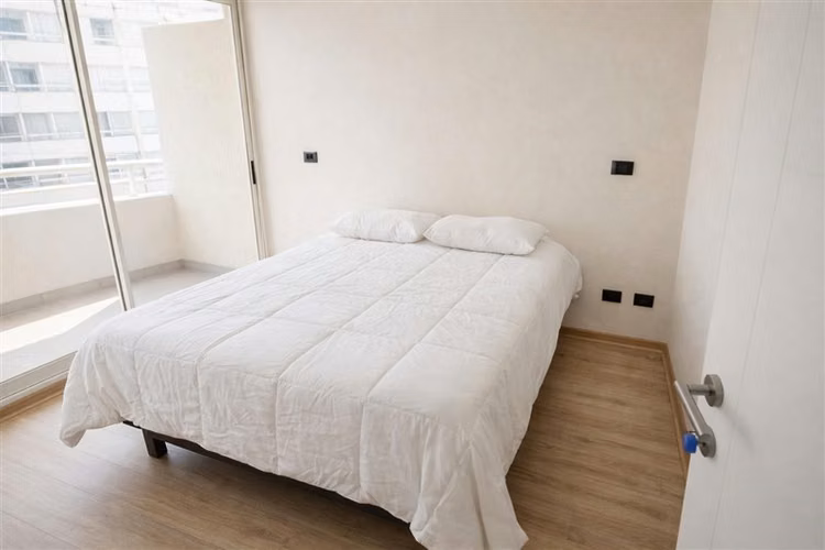 Departamento en venta de 1 dorm. en La Cisterna