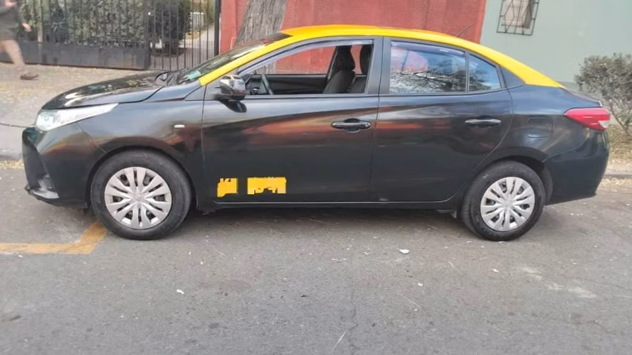 Vendo taxi 2022