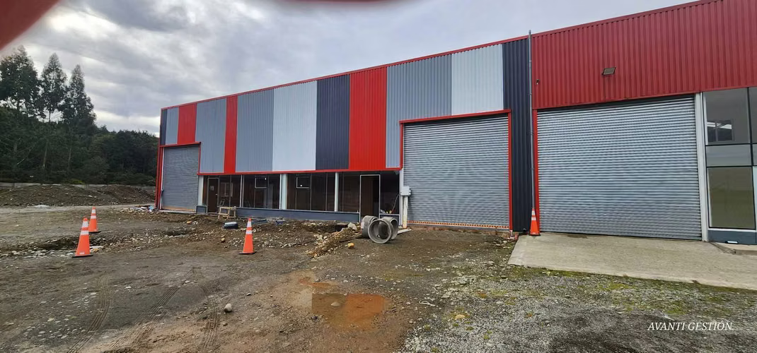 BODEGAS EN ARRIENDO SECTOR LA LAJA PUERTO VARASS (175641)