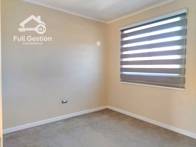 ARRIENDO - Casa 3 Dormitorios 2 Baños