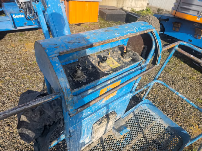 Plataforma Articulada Diesel Genie Z51