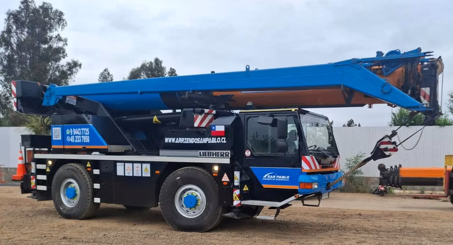 Grua Liebherr LTM 1040-2.1 año 2007 Capacidad 40 Toneladas