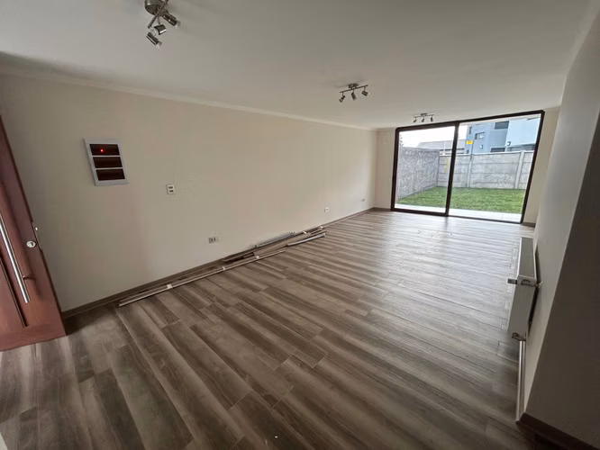 Moderna Vivienda en Entorno Natural (175646)