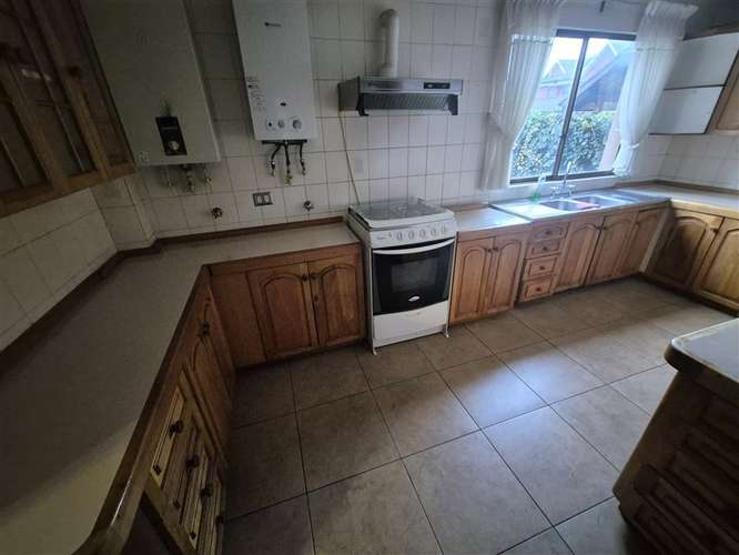 Casa en arriendo de 5 dorm. en Los Angeles - Imagen 29