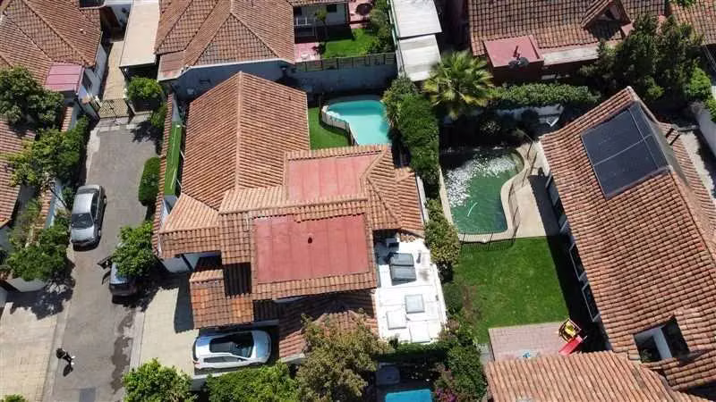 Casa En Venta 5 Dorm, 4 Baños y Piscina La Reina (175671)
