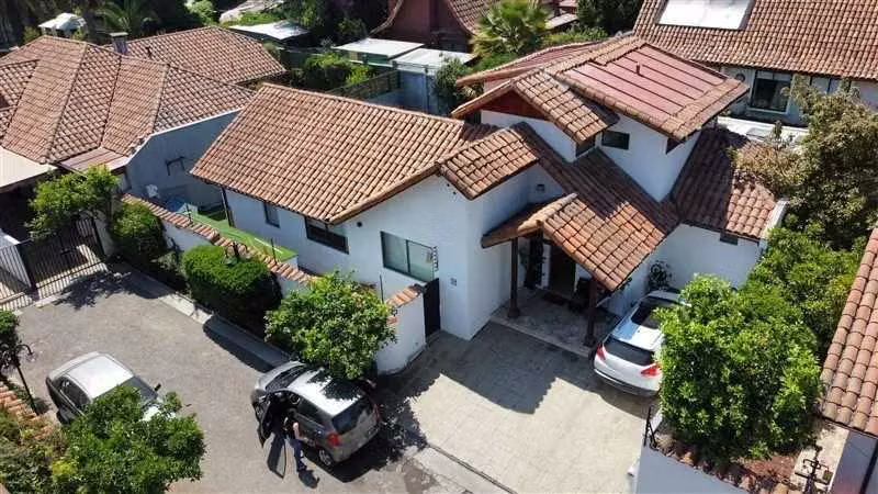 Casa En Venta 5 Dorm, 4 Baños y Piscina La Reina (175671)