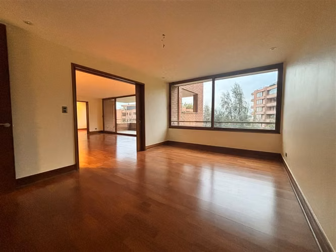 Departamento arriendo remodelado 4D/ 4B. Sn Carlos Apoquindo