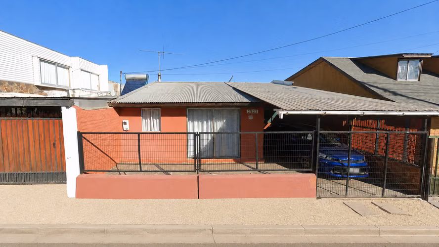 CASA VILLA ARCO IRIS AISLADA 2D 1B ANTEJARDIN Y PATIO