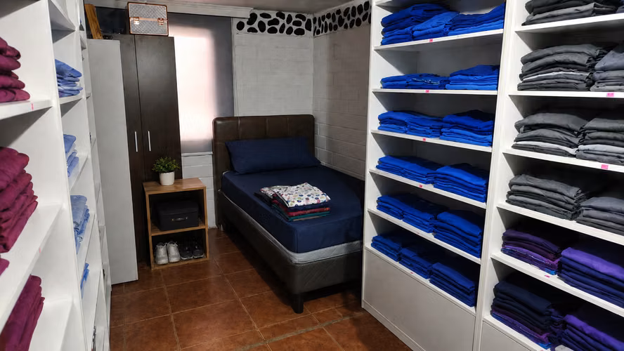 CASA VILLA ARCO IRIS AISLADA 2D 1B ANTEJARDIN Y PATIO