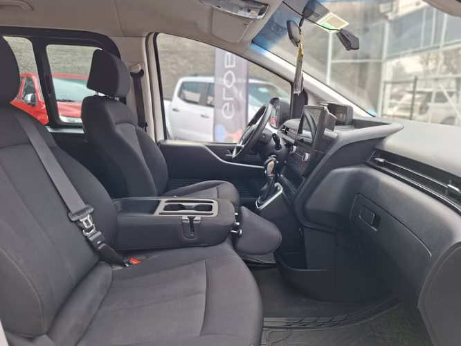 HYUNDAI STARIA US4 2022 9 PASAJEROS