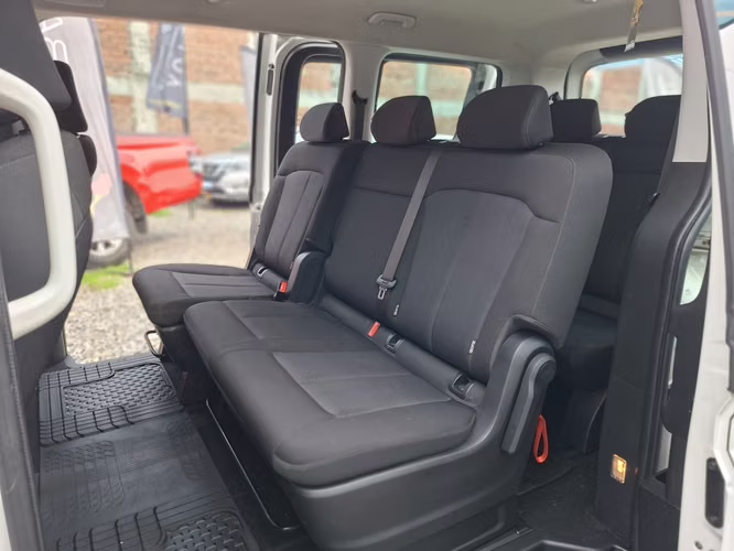 HYUNDAI STARIA US4 2022 9 PASAJEROS