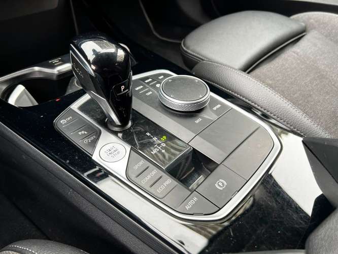 BMW 118 1.5 AT 2022 - Imagen 19