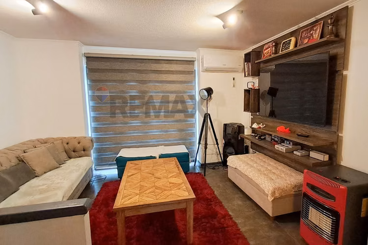 Casa 3d+3b / quincho con salida directa a parque