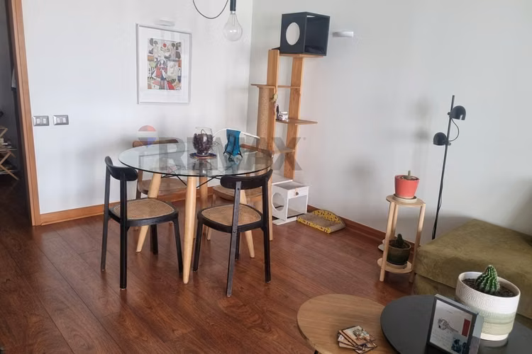 Como nuevo, 2 dorm. en suite. alianza francesa