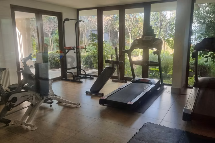 Como nuevo, 2 dorm. en suite. alianza francesa