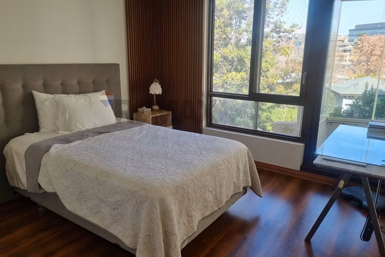 Como nuevo, 2 dorm. en suite. alianza francesa