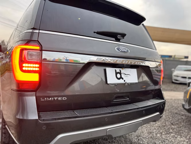 FORD EXPEDITION LIMITED 3.5 2022