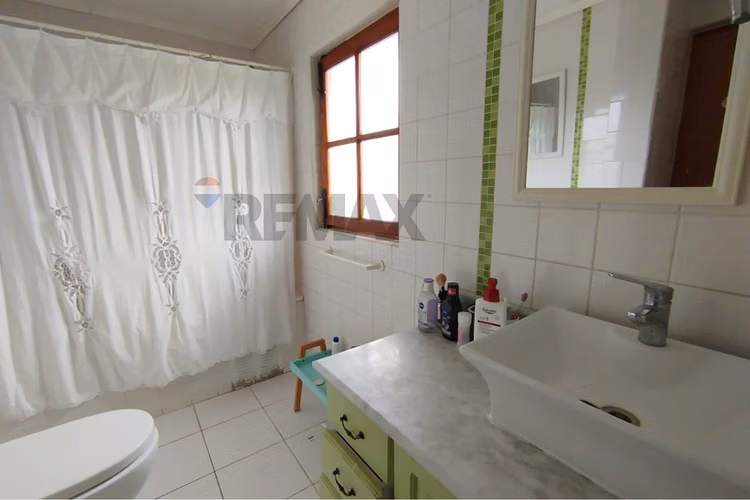 Casa estilo chileno 5d+4b+e+b - Imagen 17