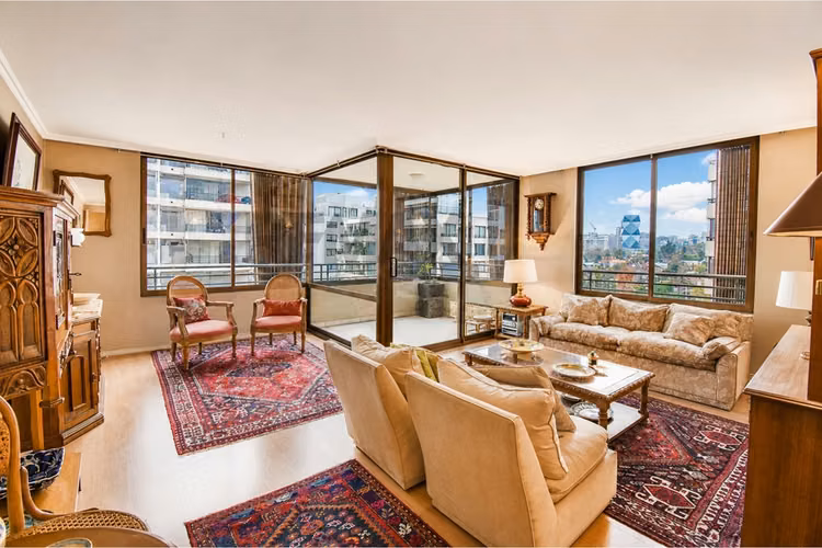 Dpto en venta de 4d+3b+1e+1b en las condes