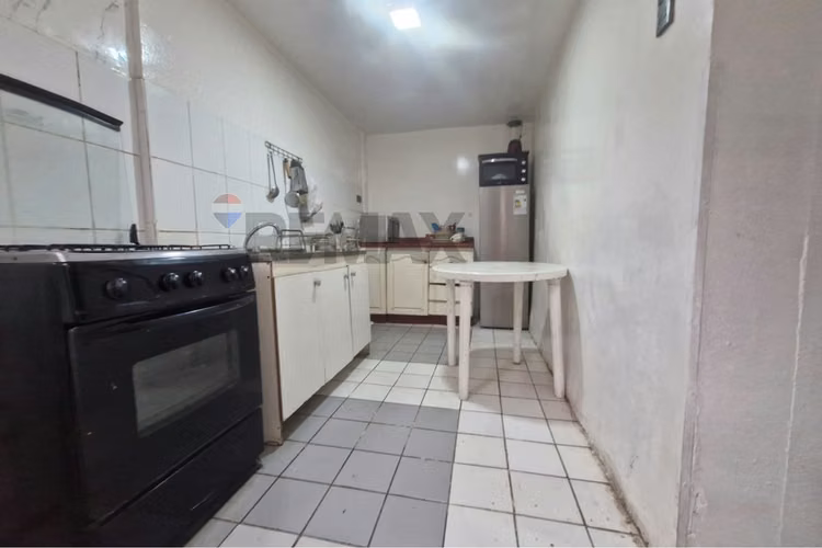 Casa en proceso de regularización en cerro navia. - Imagen 11